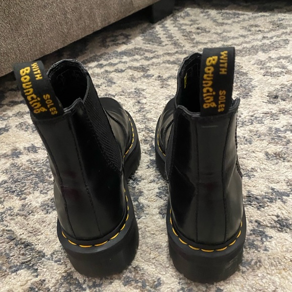 Dr. Martens Black Leather Chelsea Platform Boots! - Picture 3 of 5